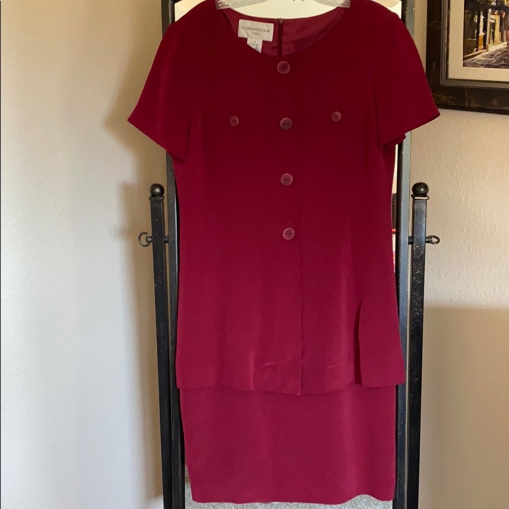Evan Picone 💯silk dress. Burgundy Sz 8 lined.